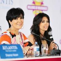 Kim Kardashian and Kris Jenner at the press conference for the launch of Millions Of Milkshakes | Picture 101681